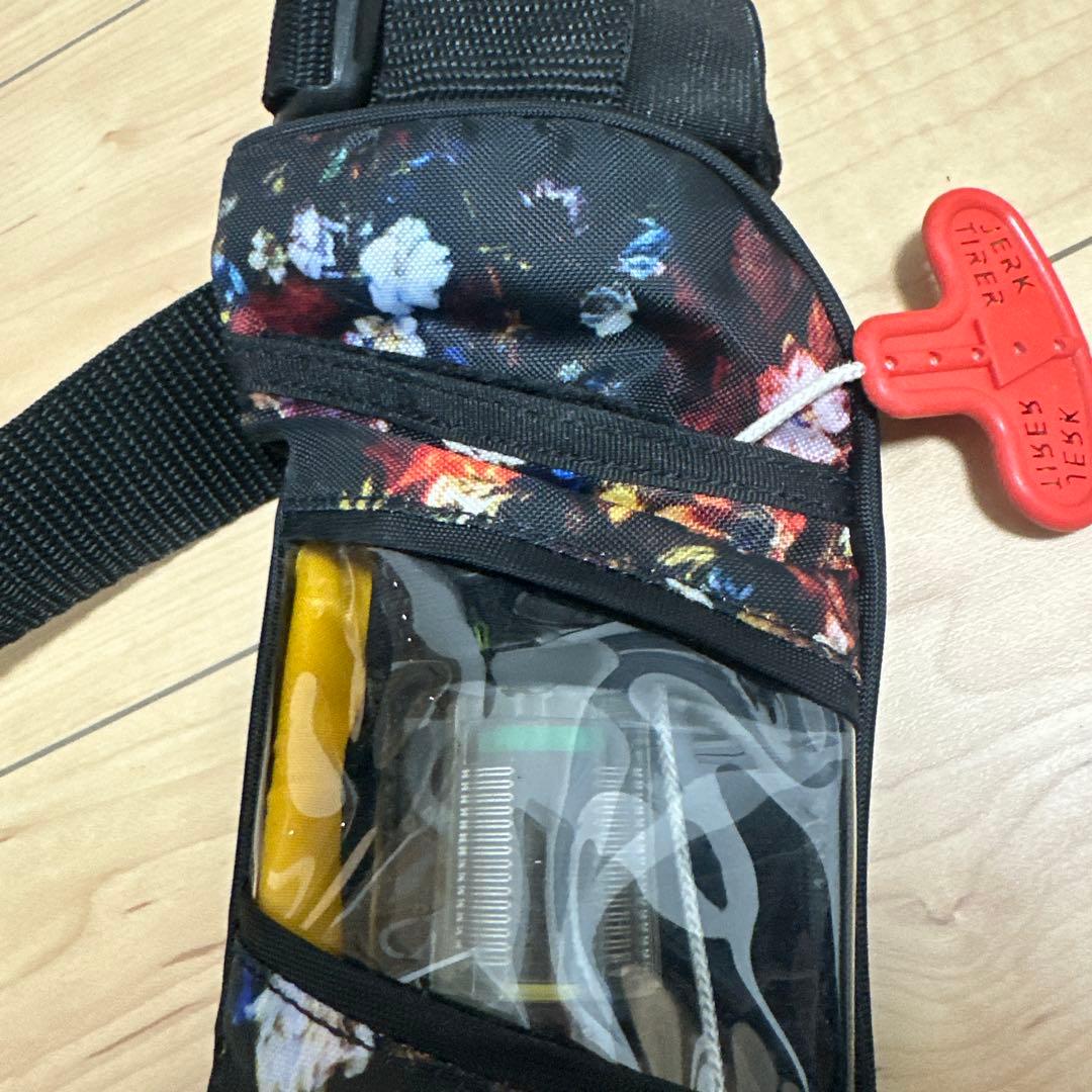 自動膨張式ライフジャケット