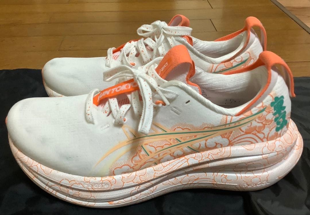 ASICS GEL-QUANTUM 180 ホワイト/オレンジ