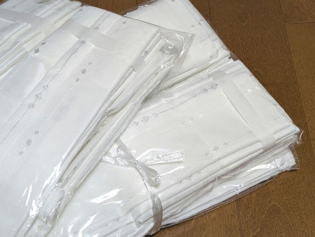 新品未使用　高機能カーテン　３セット　花粉　100×100cm　80×100cm