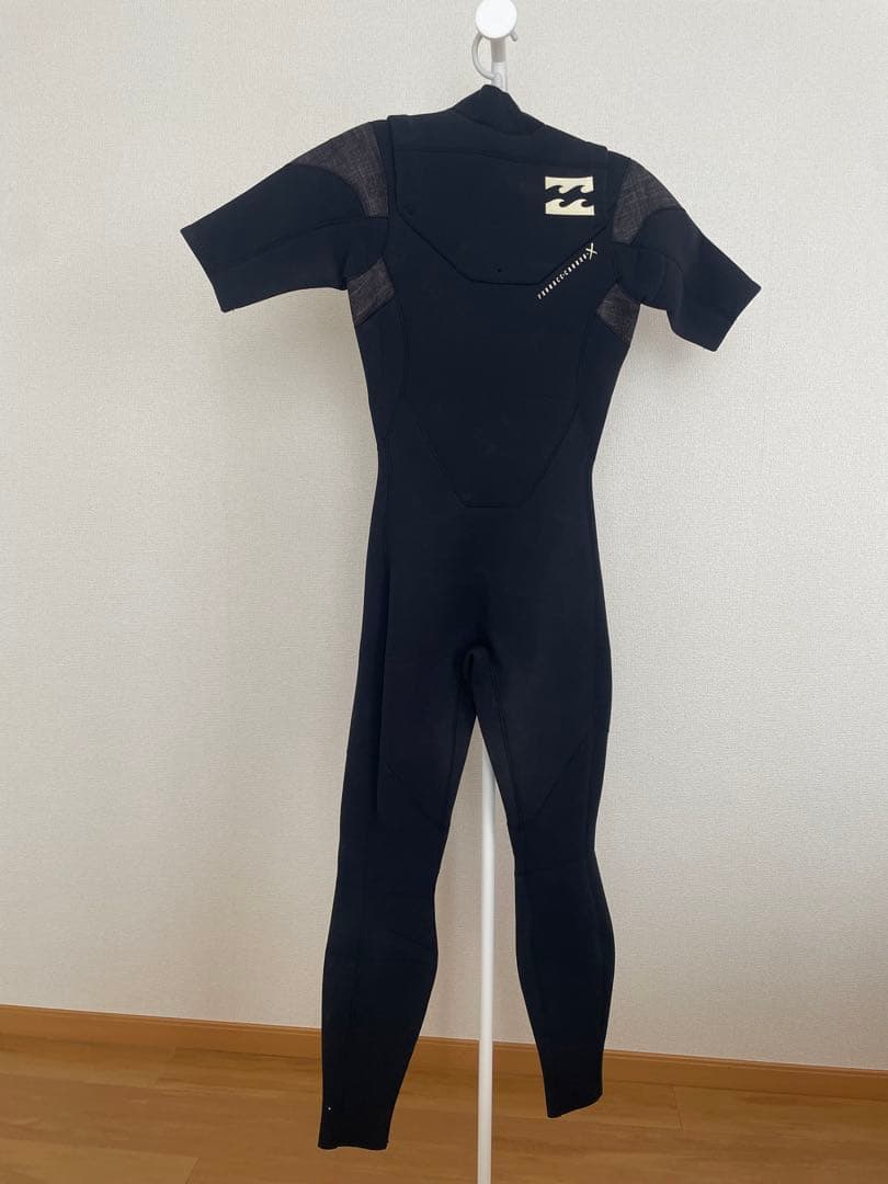 最終大幅値下げ！BILLABONG ウェットスーツ