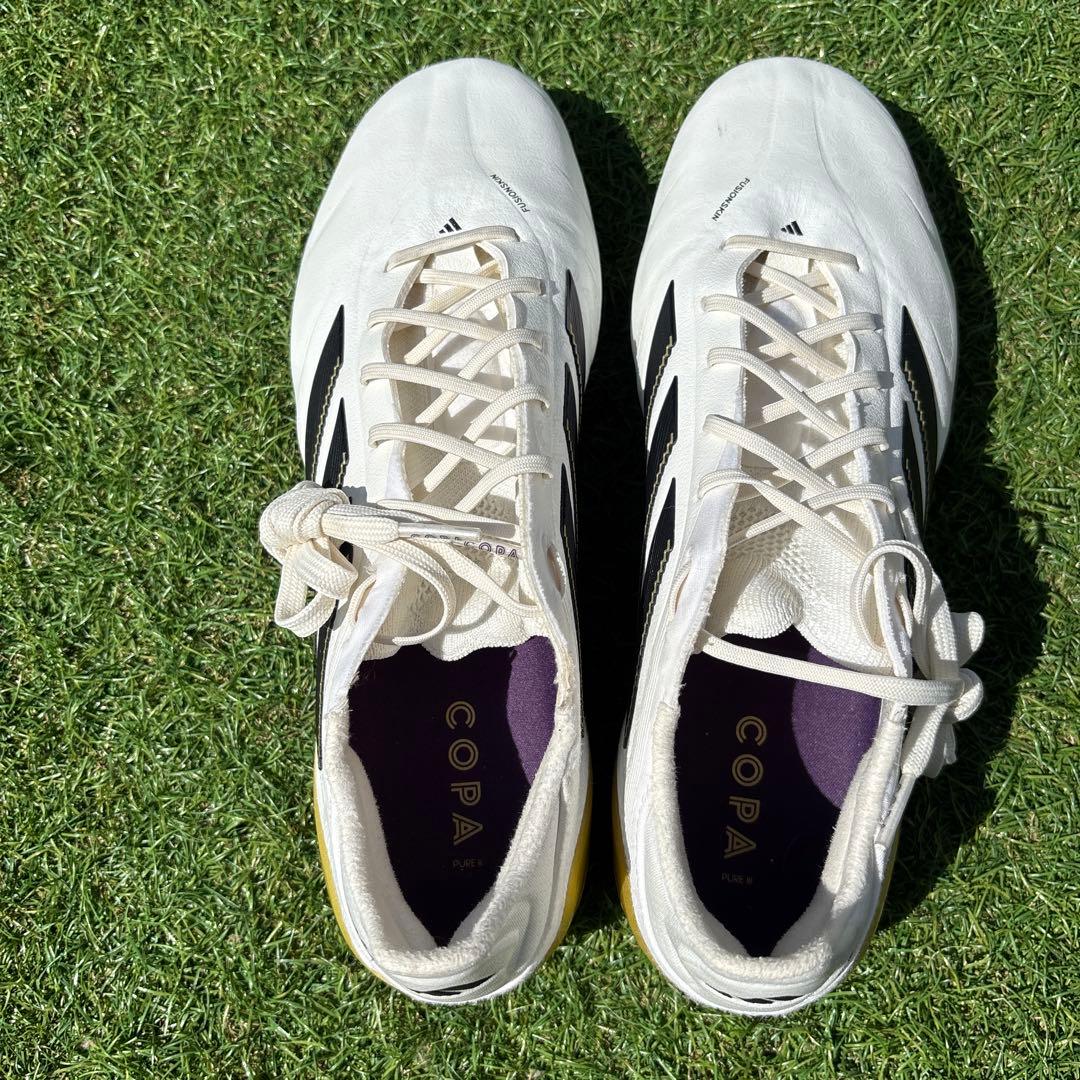 サッカー　スパイク　アディダス　COPA