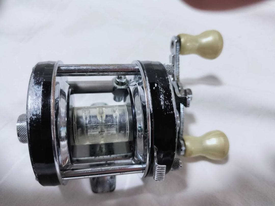 アブガルシア　アンバサダー5000C 　ビンテージ　リール abu 　ブラック