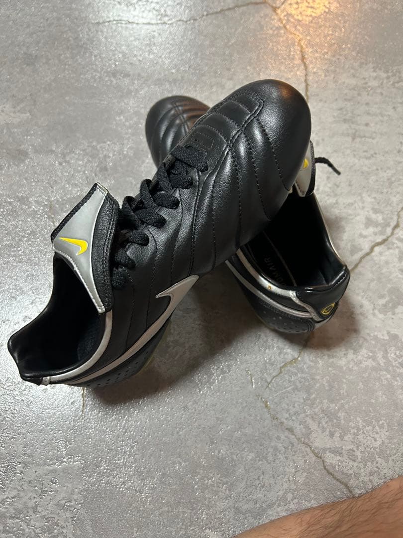 Nike Zoom Air サッカーシューズ 黒/シルバー