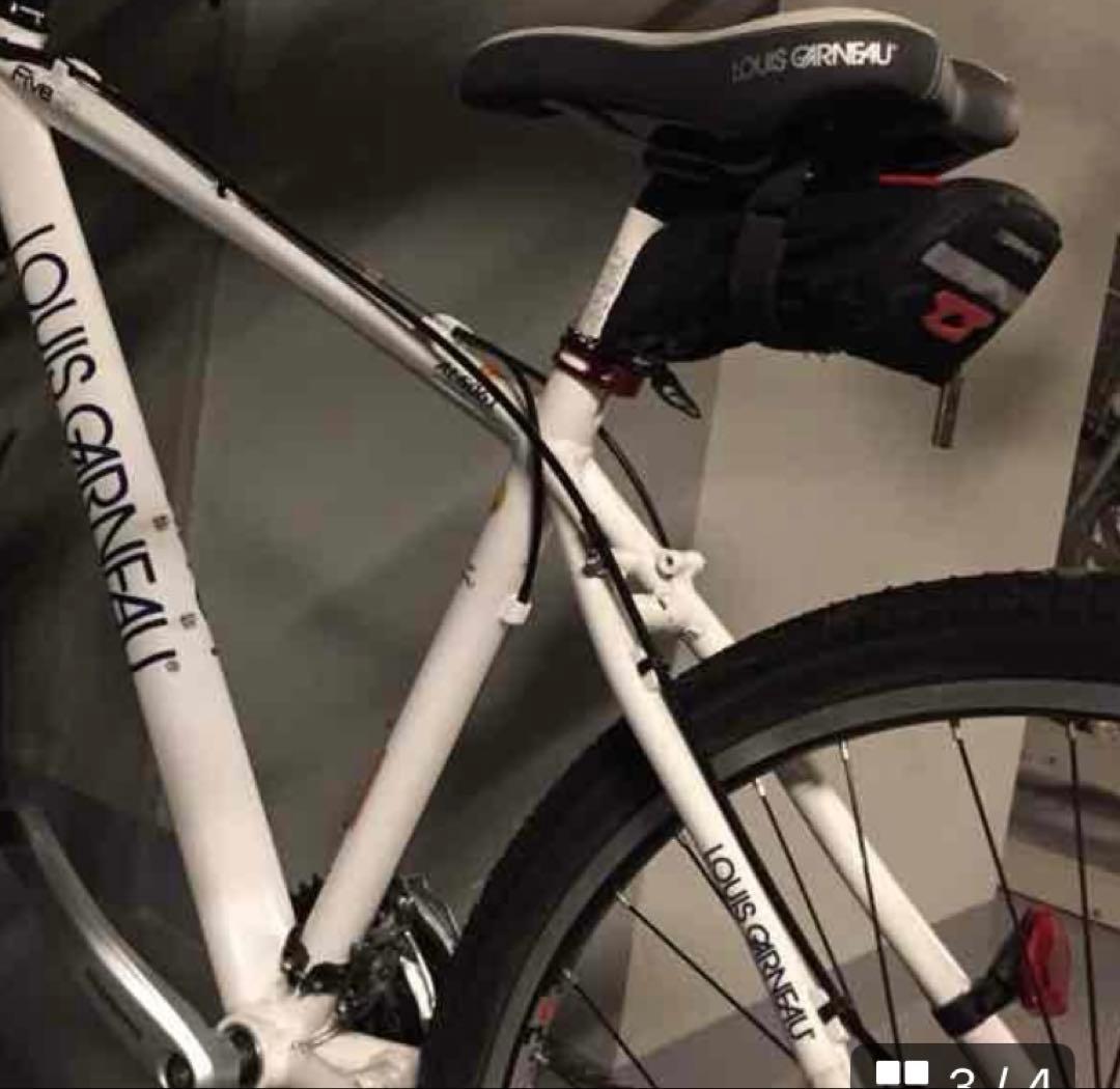 ルイガノ クロスバイク AL6061 ホワイト 自転車屋にて整備済み　付属品付き