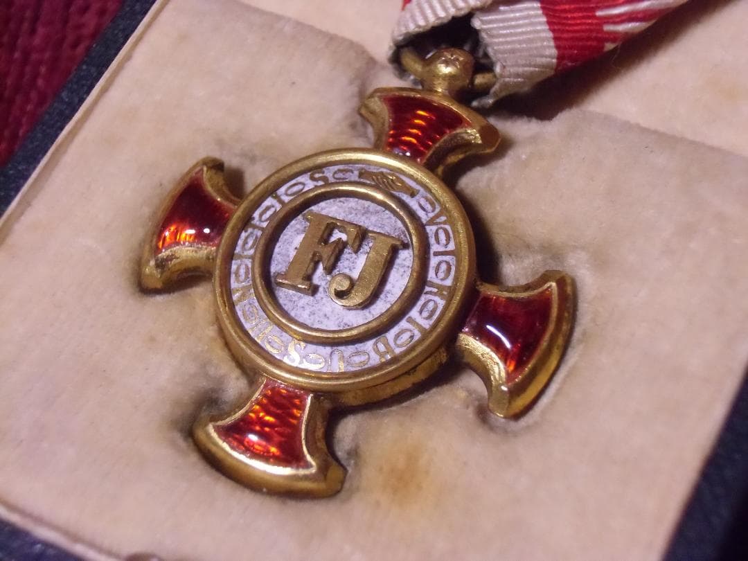 Öオーストリア帝国軍＊１９１６年＊フランツヨーゼフ戦功十字章＊金章（実物）