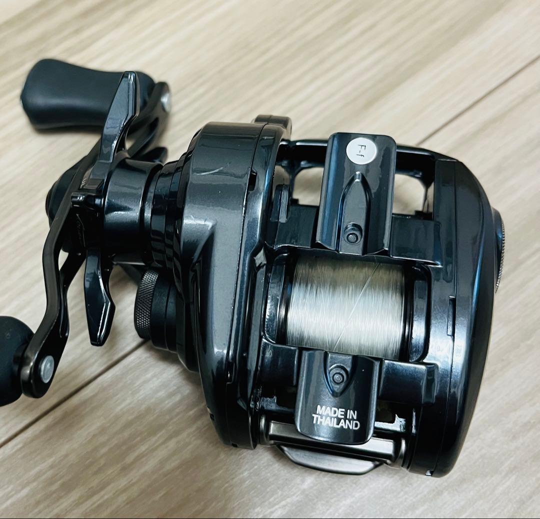 【美品】DAIWA 20 TATULA SV TW 103SH (右ハンドル)