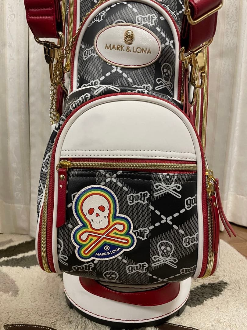 極美品MARK&LONA完売品　早い物勝ち⭐︎希少⭐︎モノグラム　ネームプレート付き