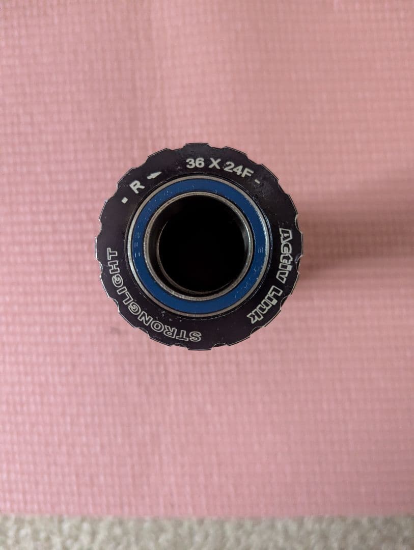 パーツ STRONGLIGHT activ link BB 68mm 108mm