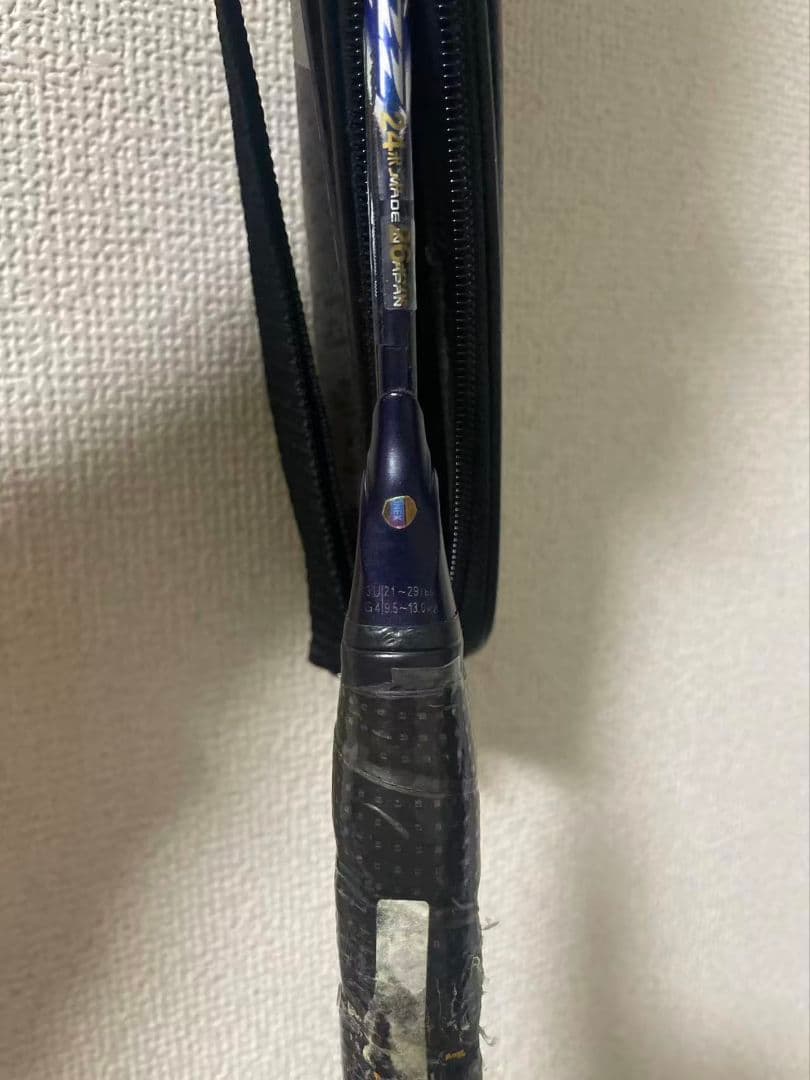 【ジャンク品】YONEX アストロクス 100ZZ 3U G4 シャフト折れ