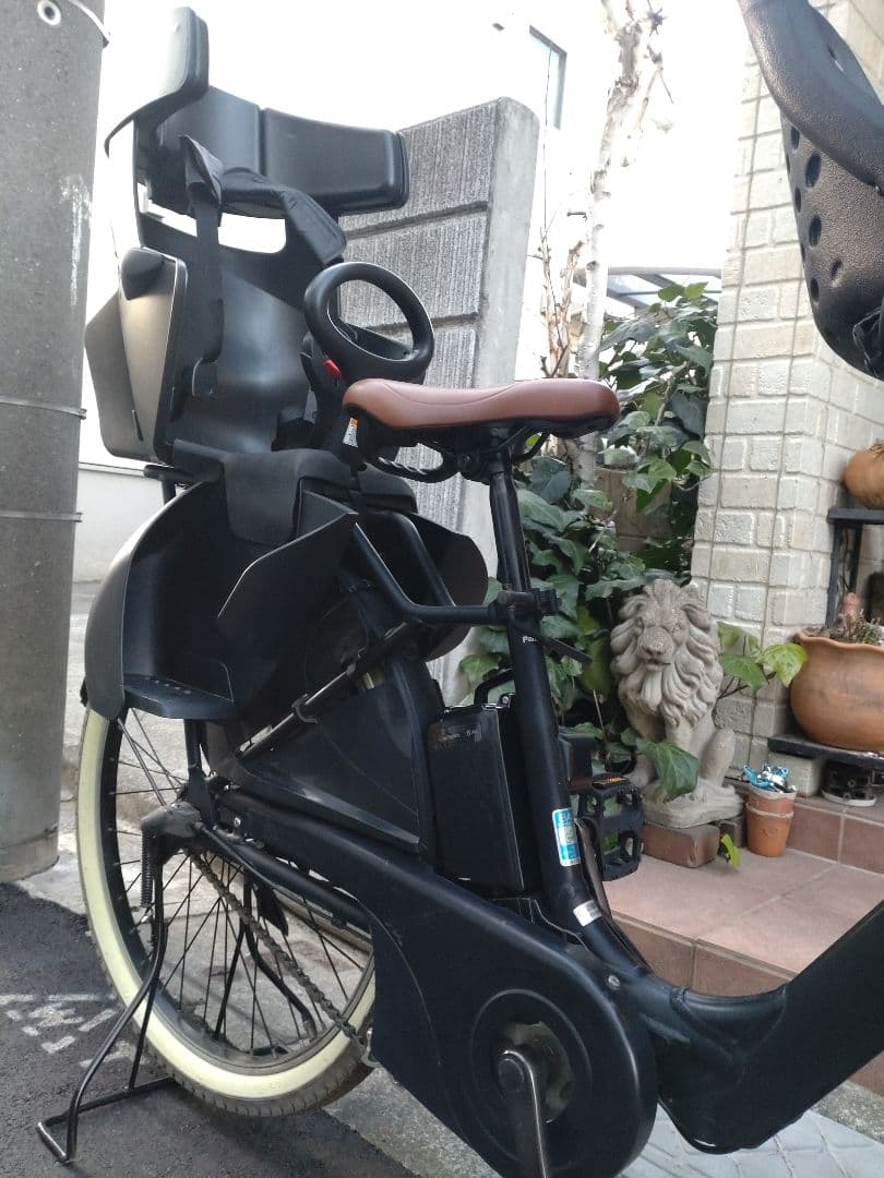 配送可★直接引渡可カスタム【ギュットアニーズ】電動アシスト自転車3人乗充電器付属