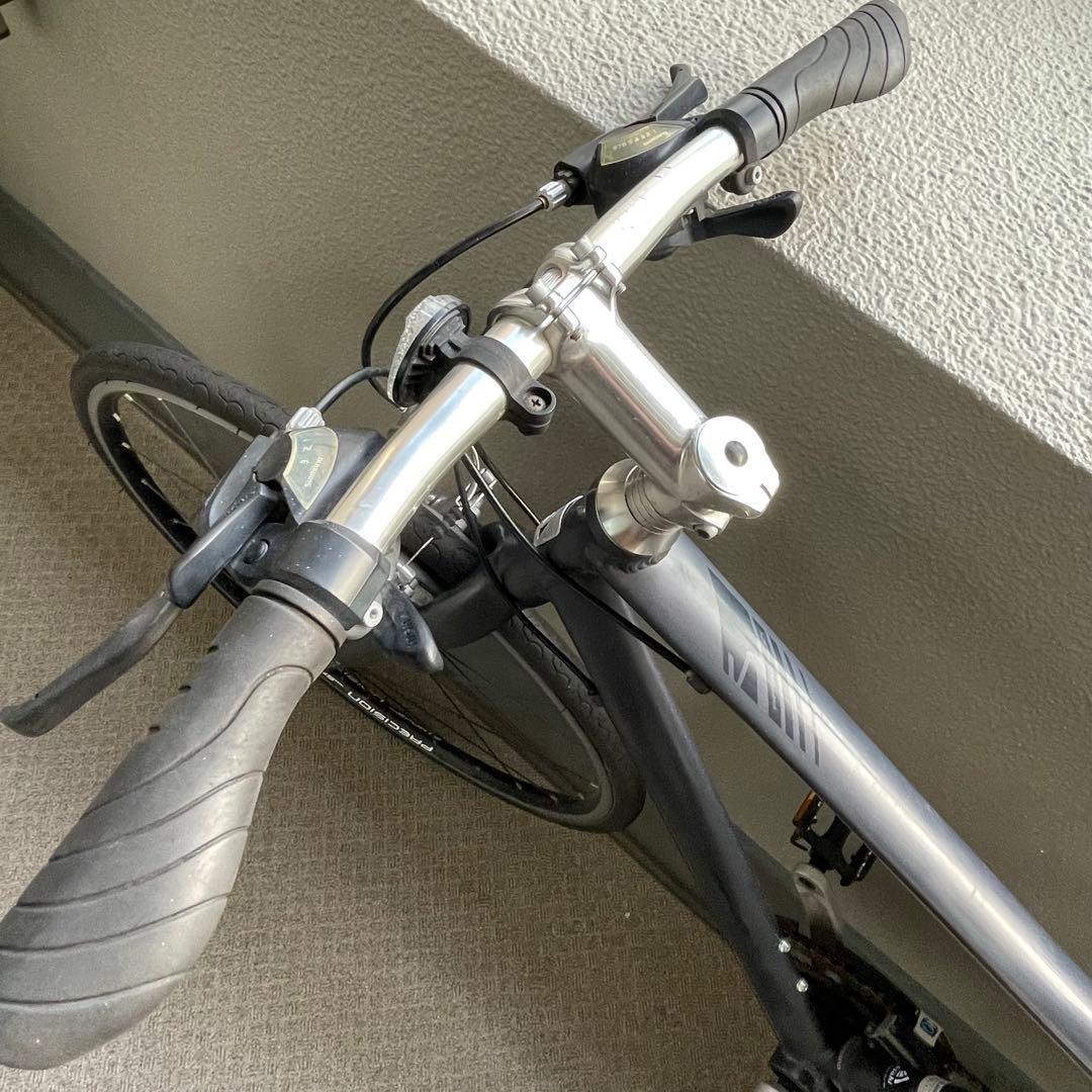 クロスバイク 24段変速 700C