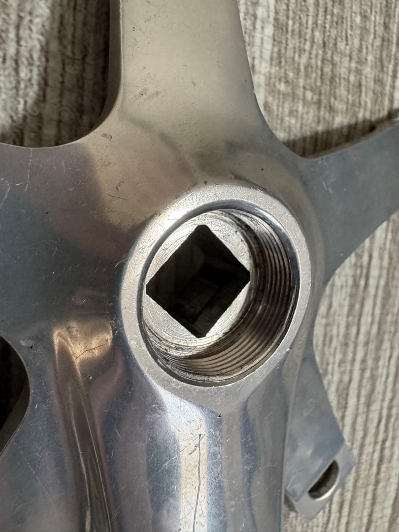 DURA-ACE クランクセット ピスト