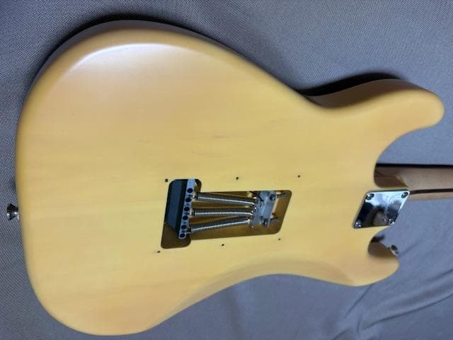 ギター Fender By Squier Standard stratcatser
