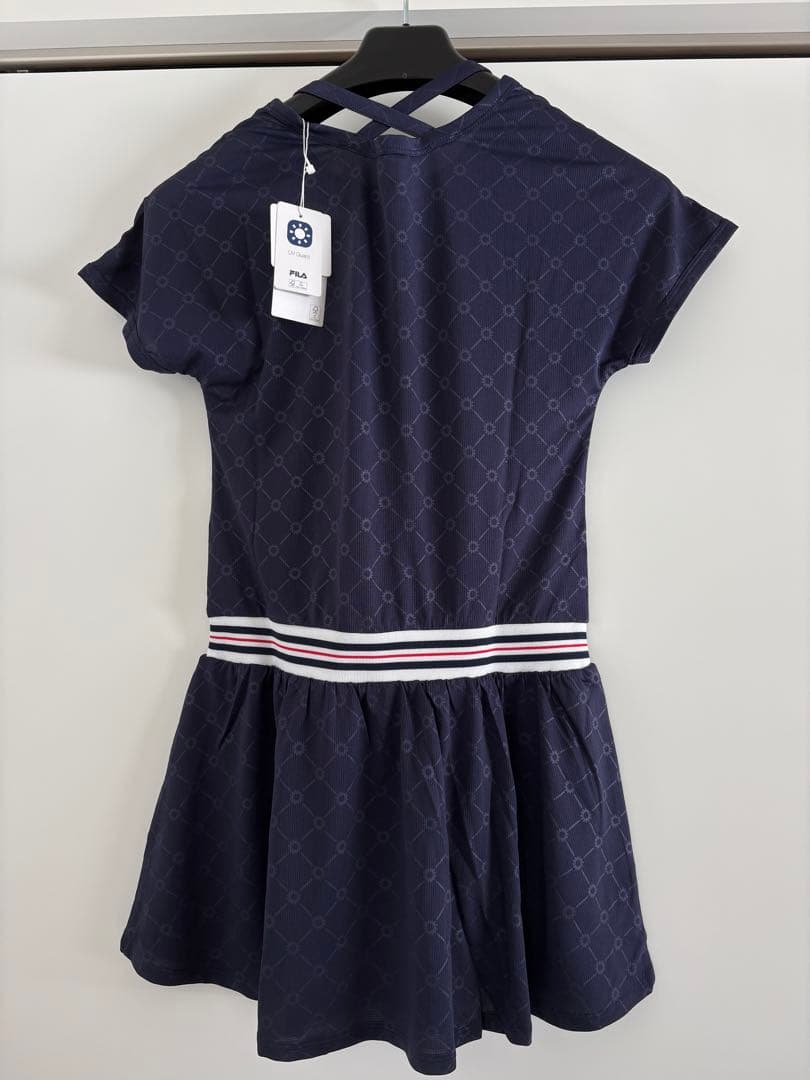 【新品タグ付き】FILA フィラテニスワンピース Sサイズ 吸水速乾 UVカット