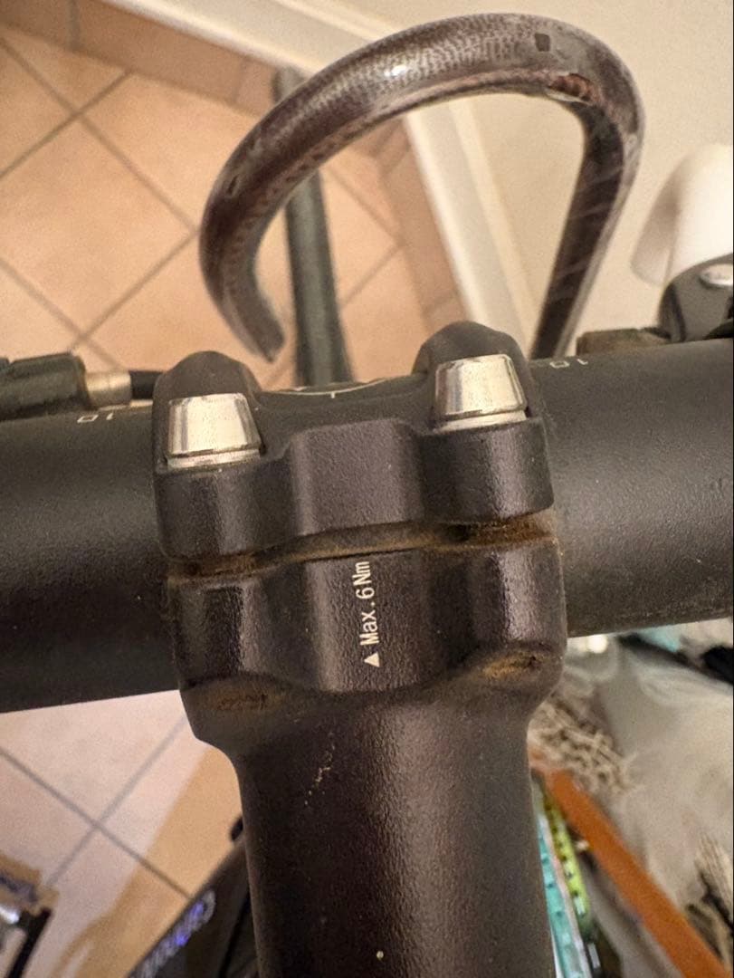 Cannondale ブラック ロードバイク