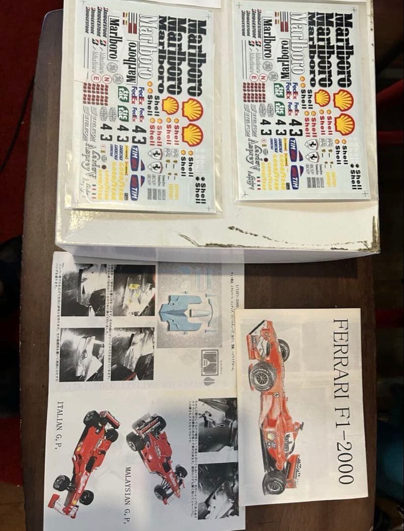 超貴重レア1/12 FerrariF2000メタルキット タバコデカール付