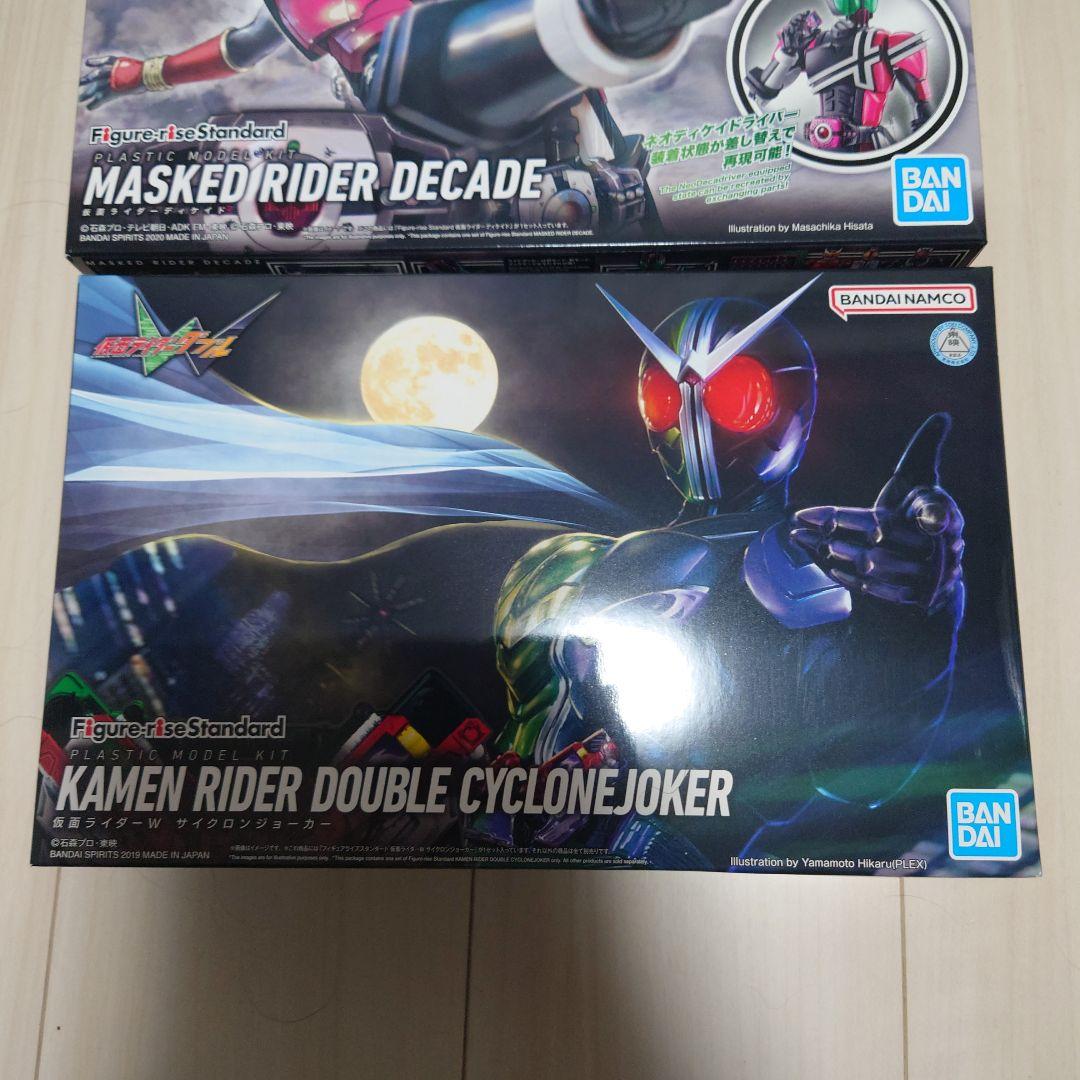 仮面ライダー プラモデルセット　キバ　ディケイド　Ｗ