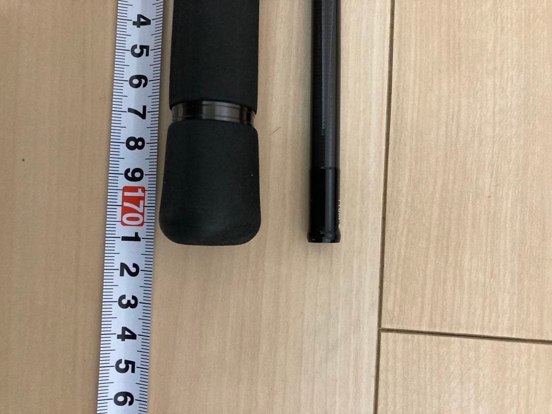 美品　DAIWA ダイワ モアザン エキスパート110M 竿袋