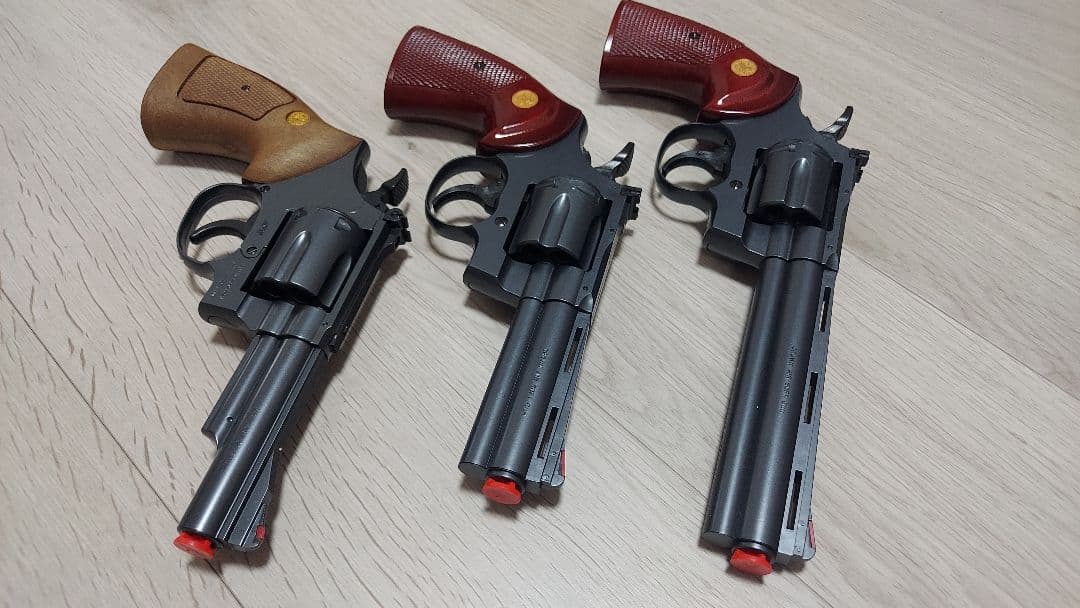 極美品　クラウンモデル　エアーリボルバー　3機種セット　コルトパイソン　M19