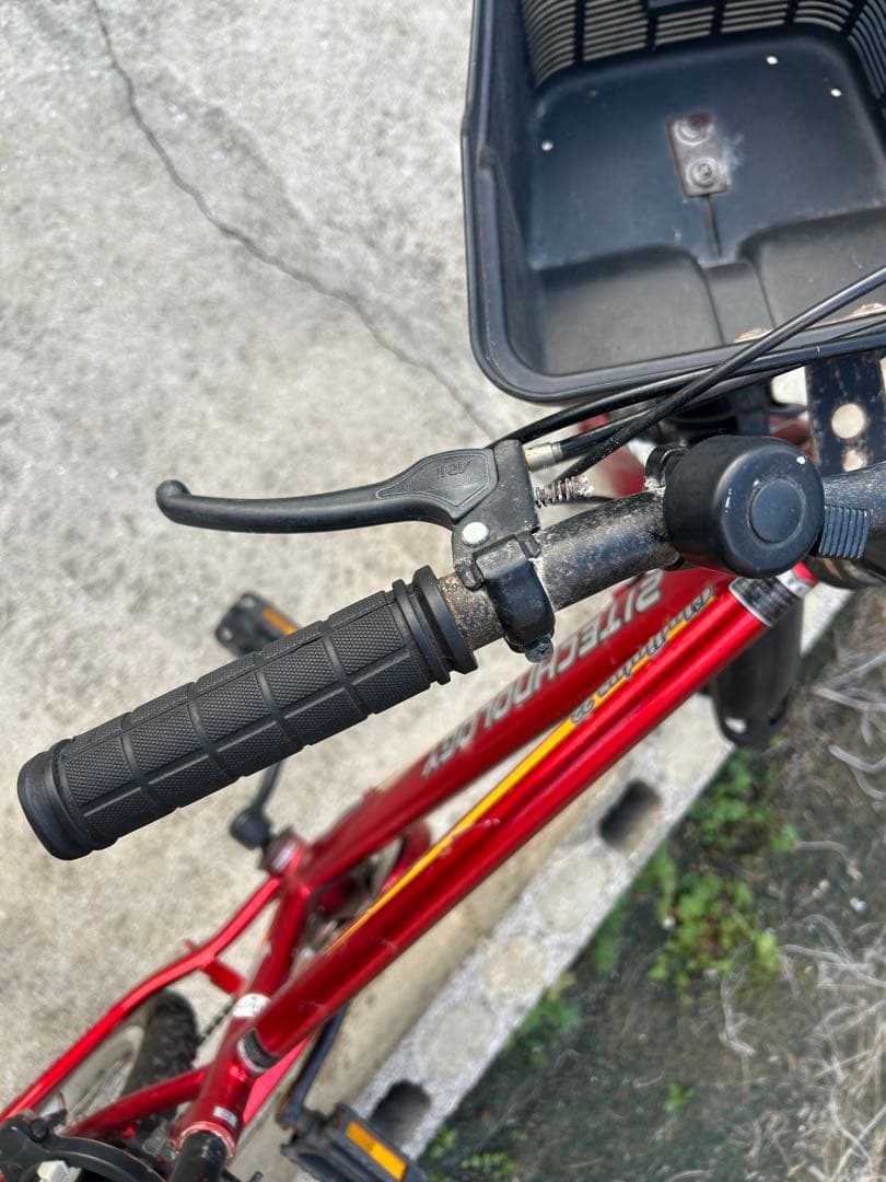 子供用　自転車　マウンテンバイク　赤　22インチ　シマノ製6段変速