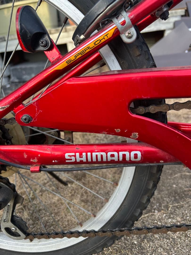 子供用　自転車　マウンテンバイク　赤　22インチ　シマノ製6段変速