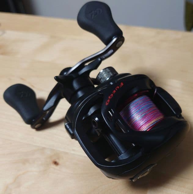 美品　US DAIWA フエゴ　CT 100XS　/SHIMANO　カルカッタ