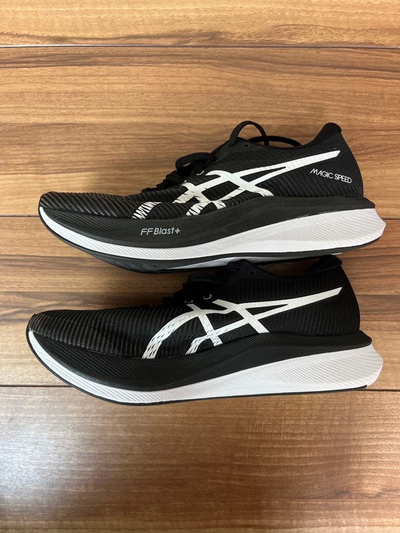 アシックス マジックスピード25.0㎝　３