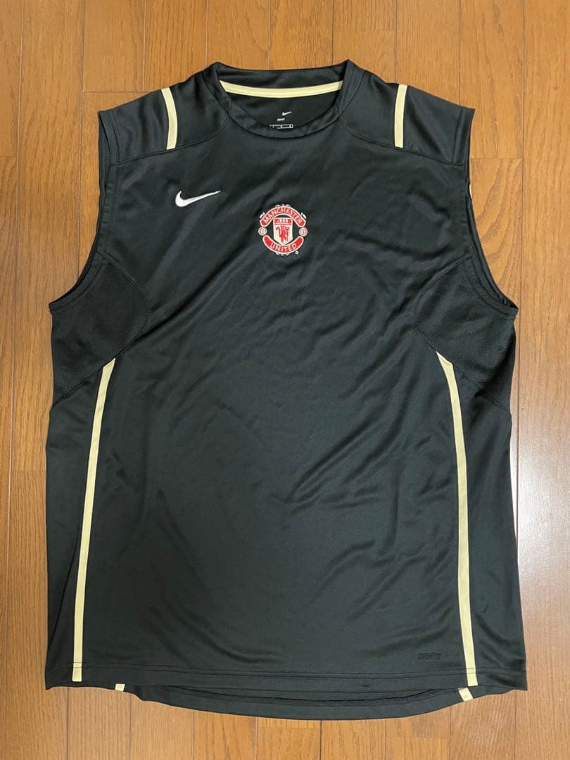 06/07 NIKE マンチェスターユナイテッド ノースリーブ L