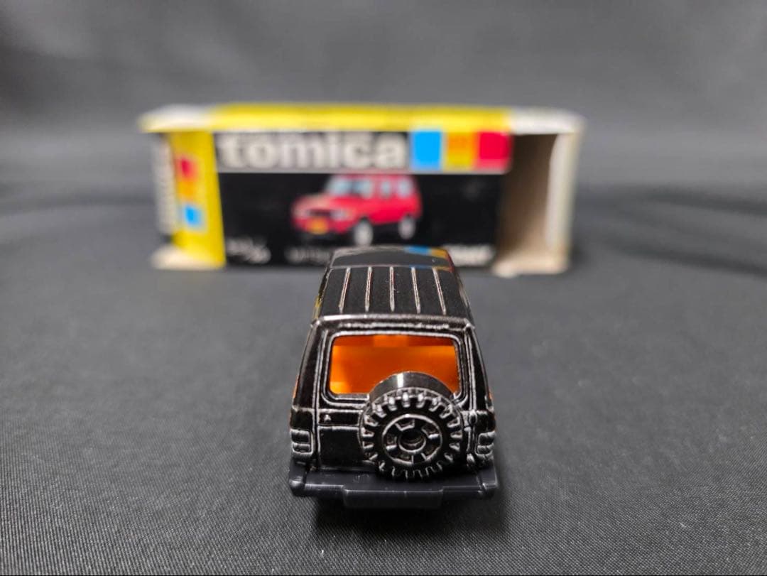 トミカ黒箱69三菱パジェロ(日本製)