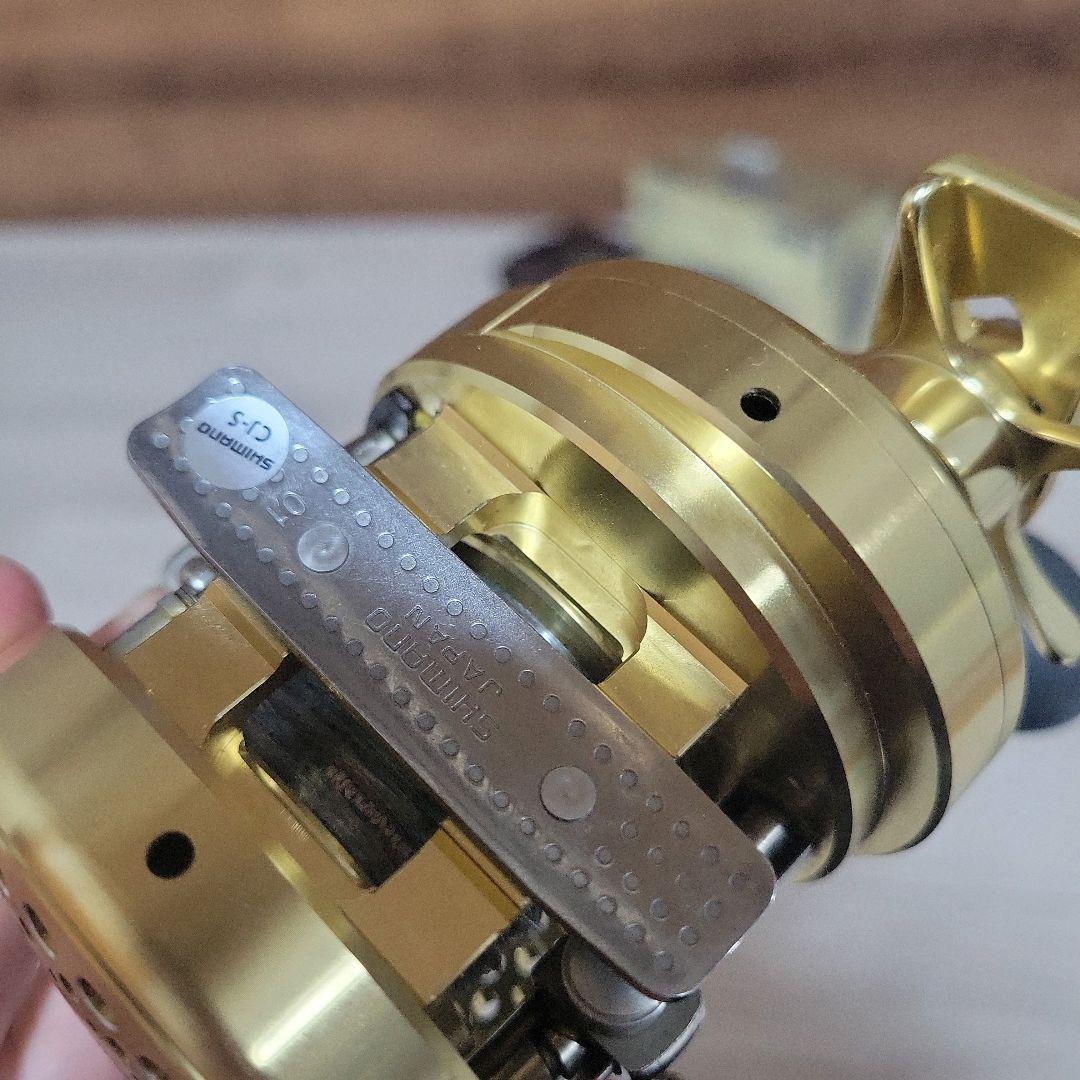 SHIMANO シマノ カルカッタコンクエスト800F 箱付き