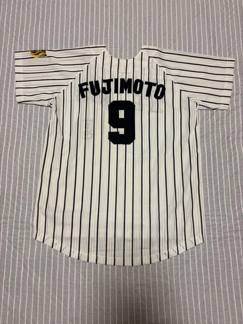 阪神タイガース　ユニフォーム　2種