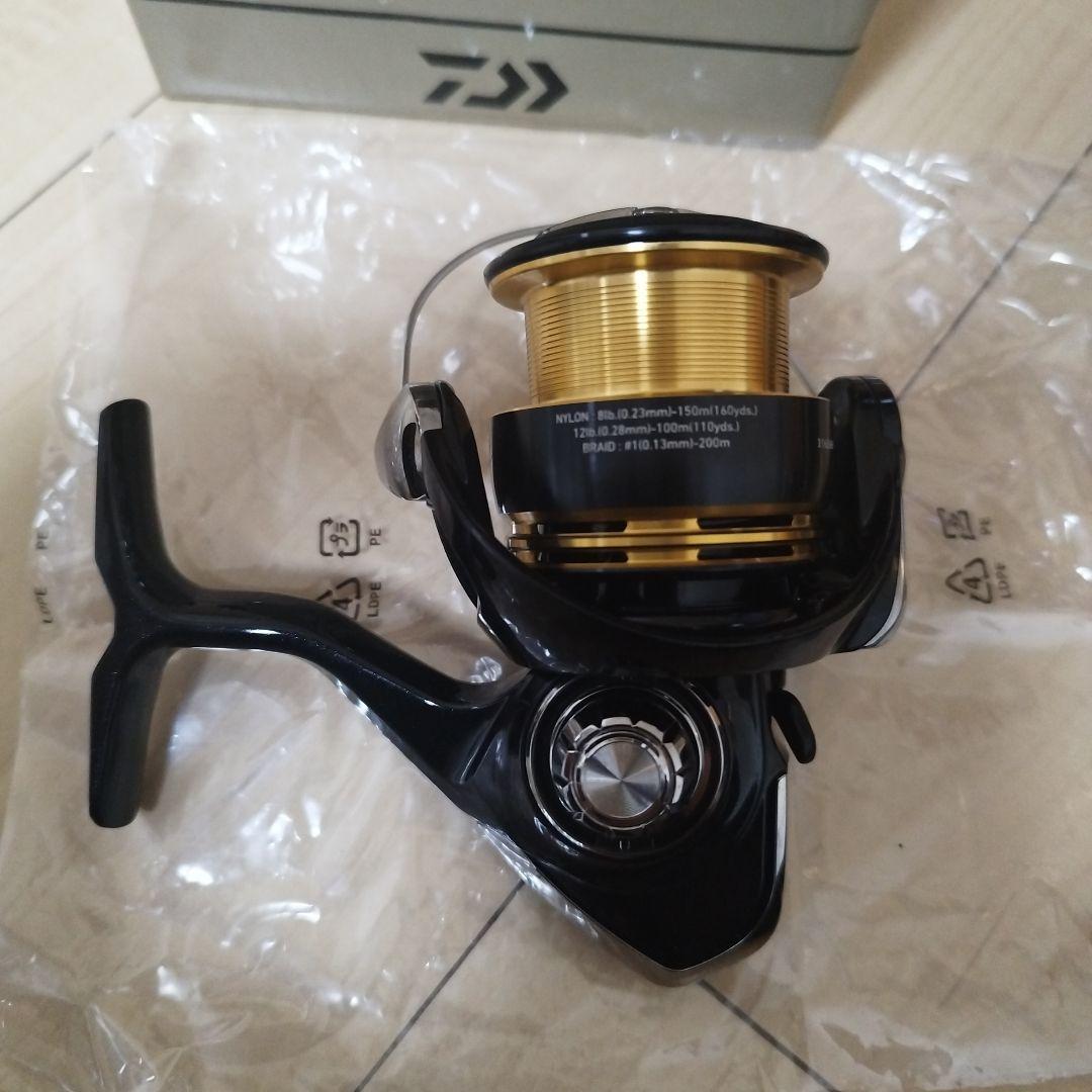 Daiwa LEGALIS LT3000-CXH スピニングリール