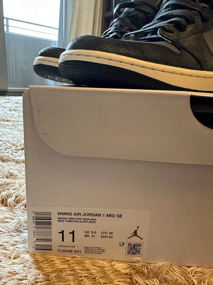 Air Jordan1 MID SE ウィメンズシューズ