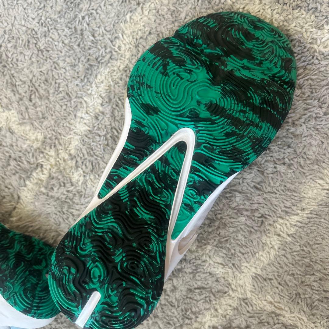 NIKE Air Zoom Freak 3バスケットシューズ