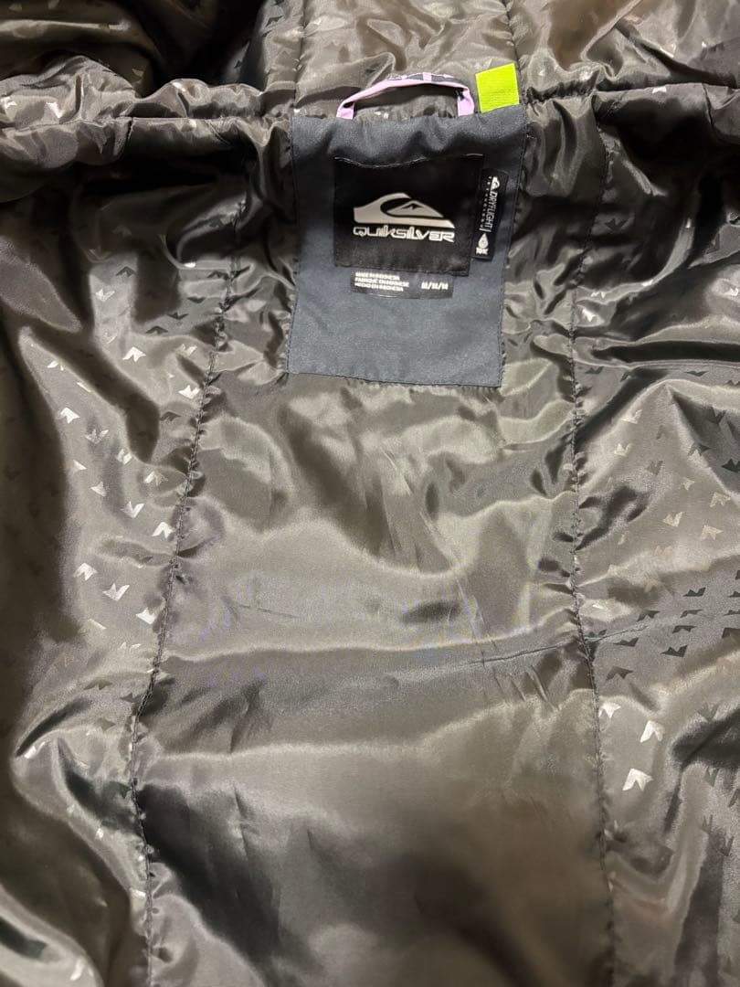スノボウェア　上　Quiksilver