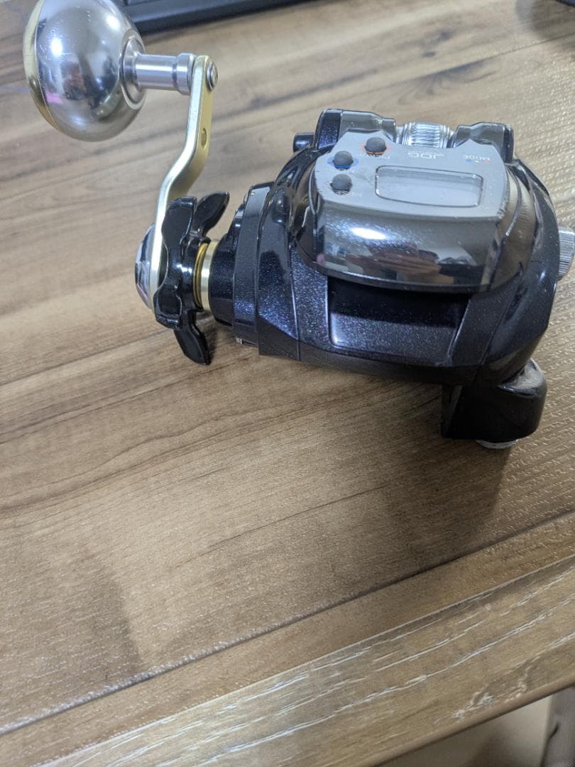 ダイワ 15 レオブリッツ300j　※糸はPE３号300ｍ新品　コード付属