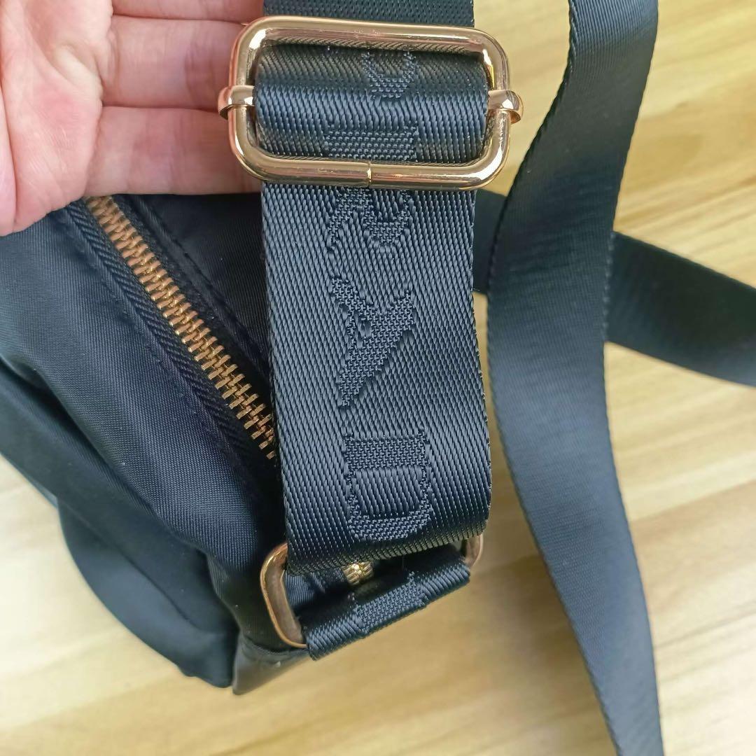 PRADA ノベルティ ブラック ショルダーバック ナイロン prd2