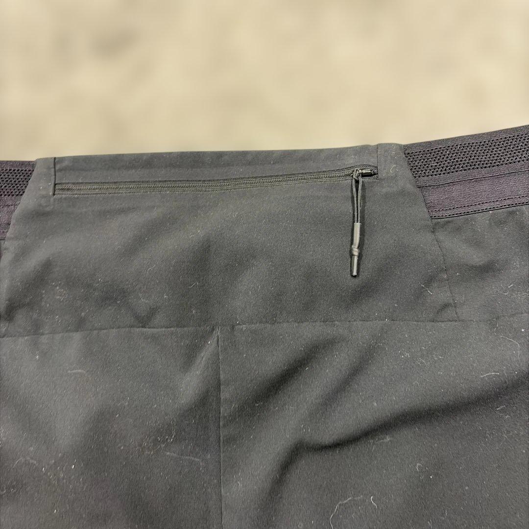 ARC'TERYX メンズ ショートパンツ スケルトンプリント