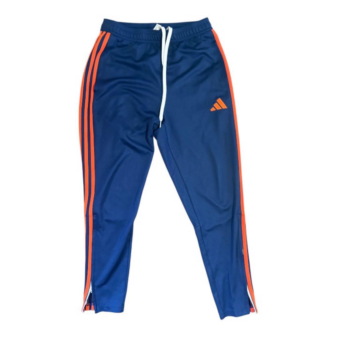新潟医療福祉大学　adidas サッカー部　ジャージ　セットアップ　練習着