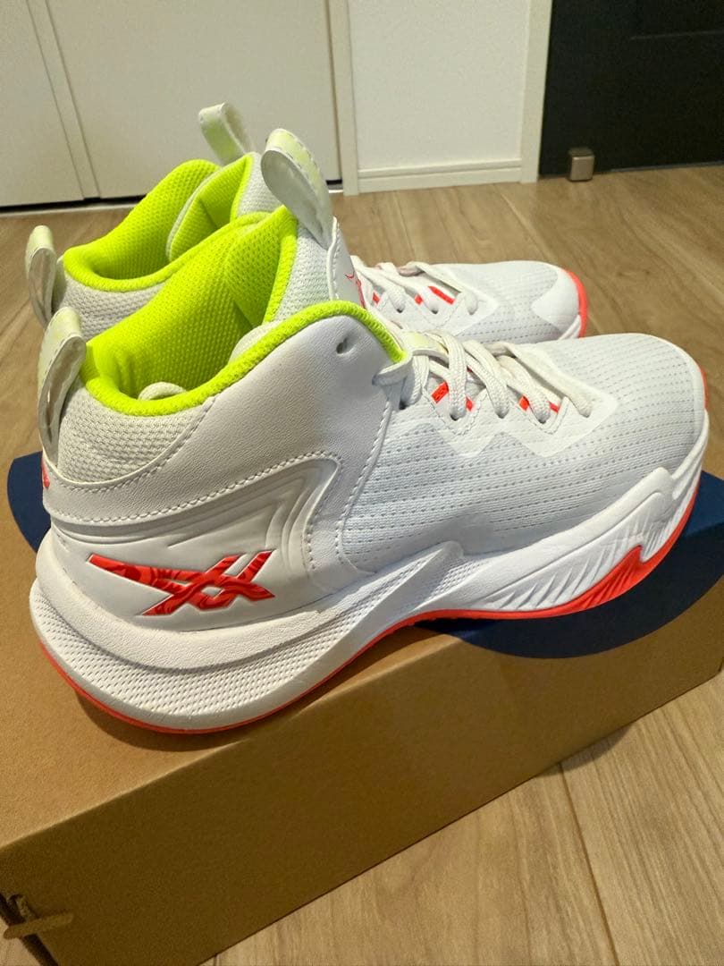 asics NOVA SURGE 3 GS 23.5cm バッシュ
