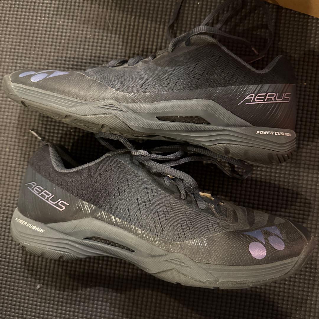 YONEX AERUS バドミントンシューズ ブラック　26.0