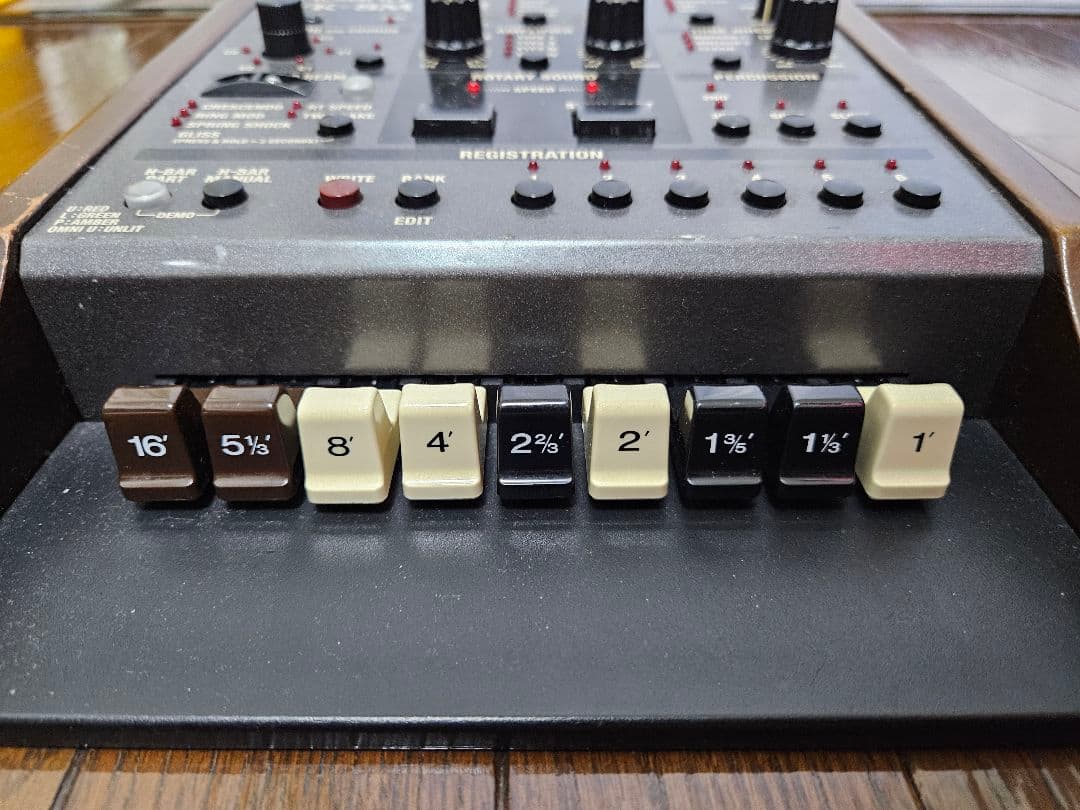 Roland VK-8M ハモンドオルガンモジュレーター