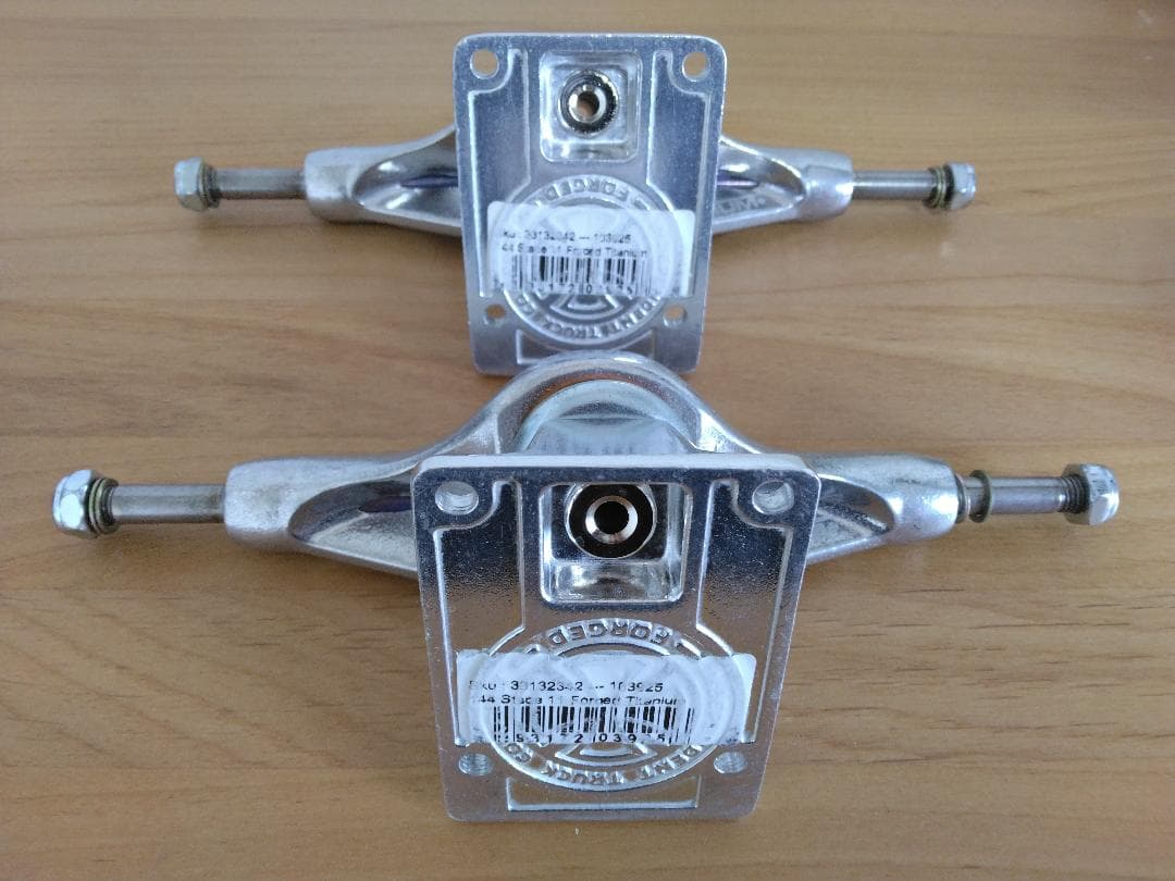【ほぼ新品】Independent Forged Titanium 144