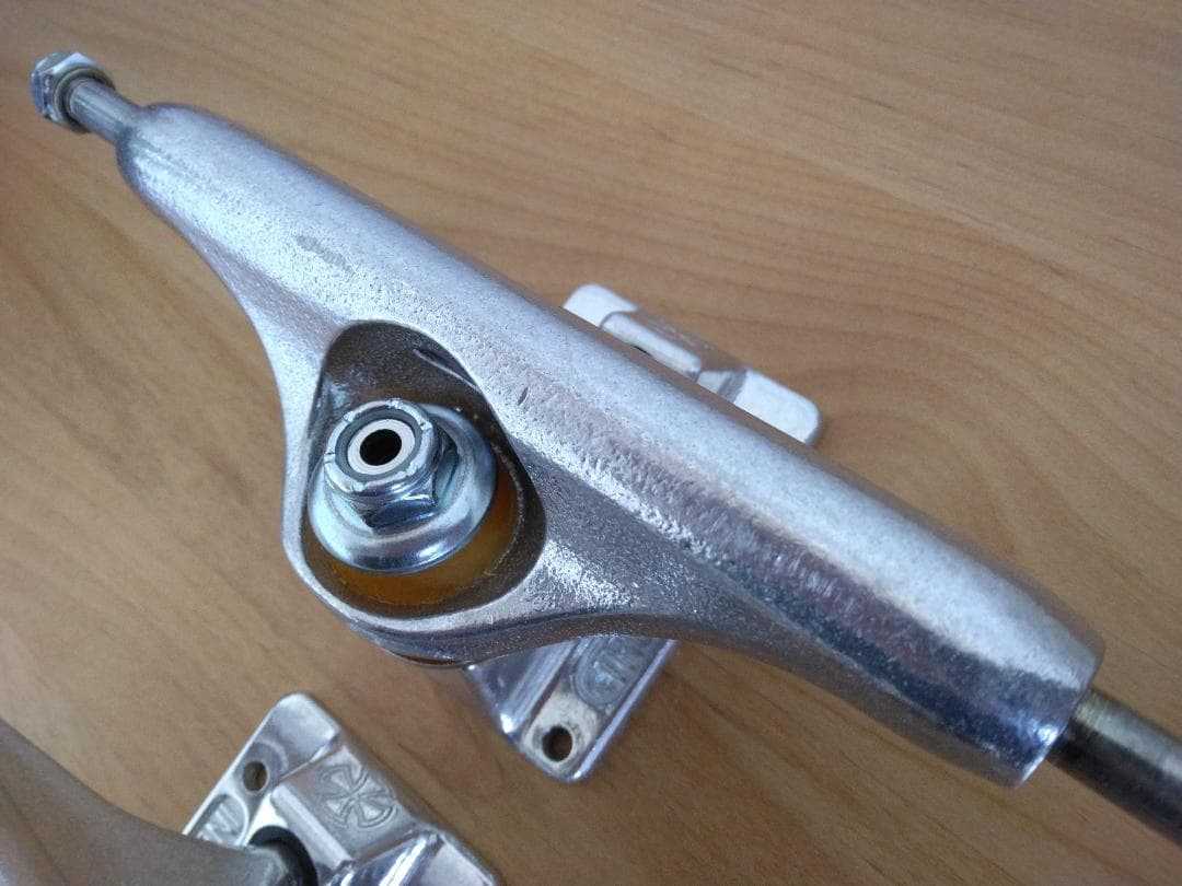 【ほぼ新品】Independent Forged Titanium 144