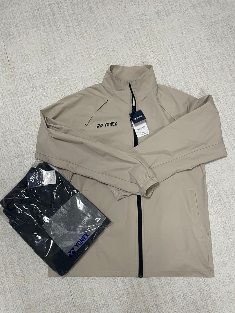 新品ヨネックス　メンズウォームアップ上下　最終値下げ