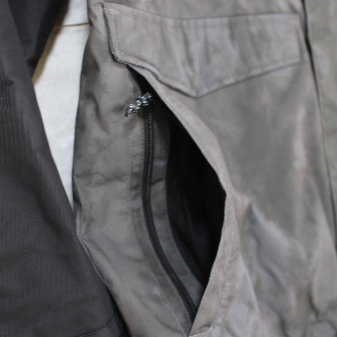【極美品 高機能 フェード柄】厚地 高撥水【M】BURTON スノージャケット