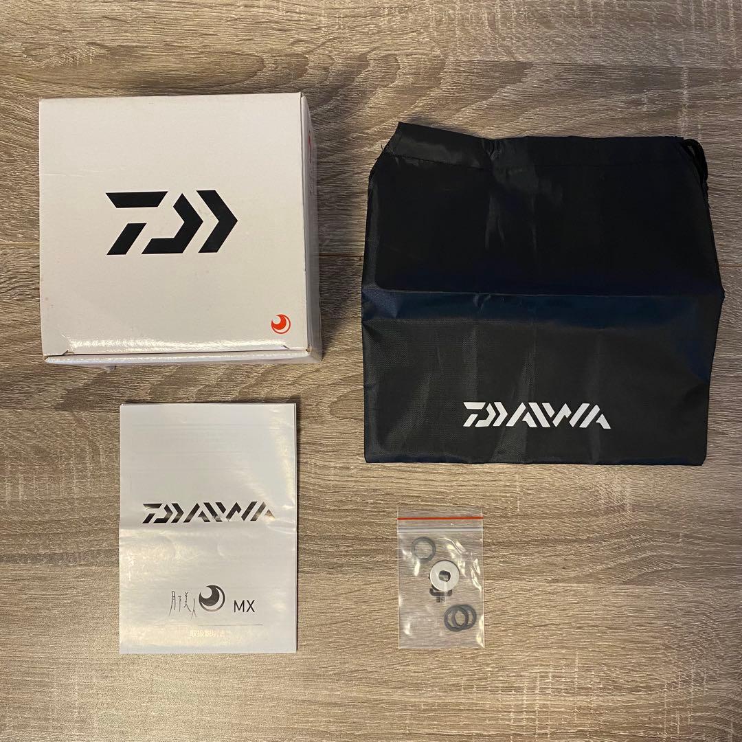 DAIWA 16月下美人MX2004 スピニングリール