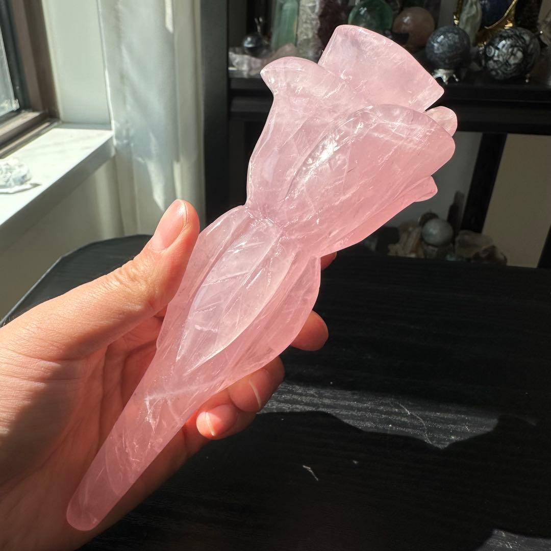 天然石ローズクォーツの薔薇　置物　彫物NO.031811