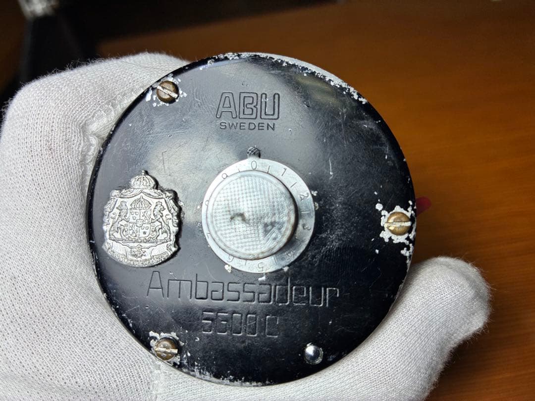 ABUアンバサダー5600C オールド　赤ベロ　一部部品欠あり　ジャンク品　現状