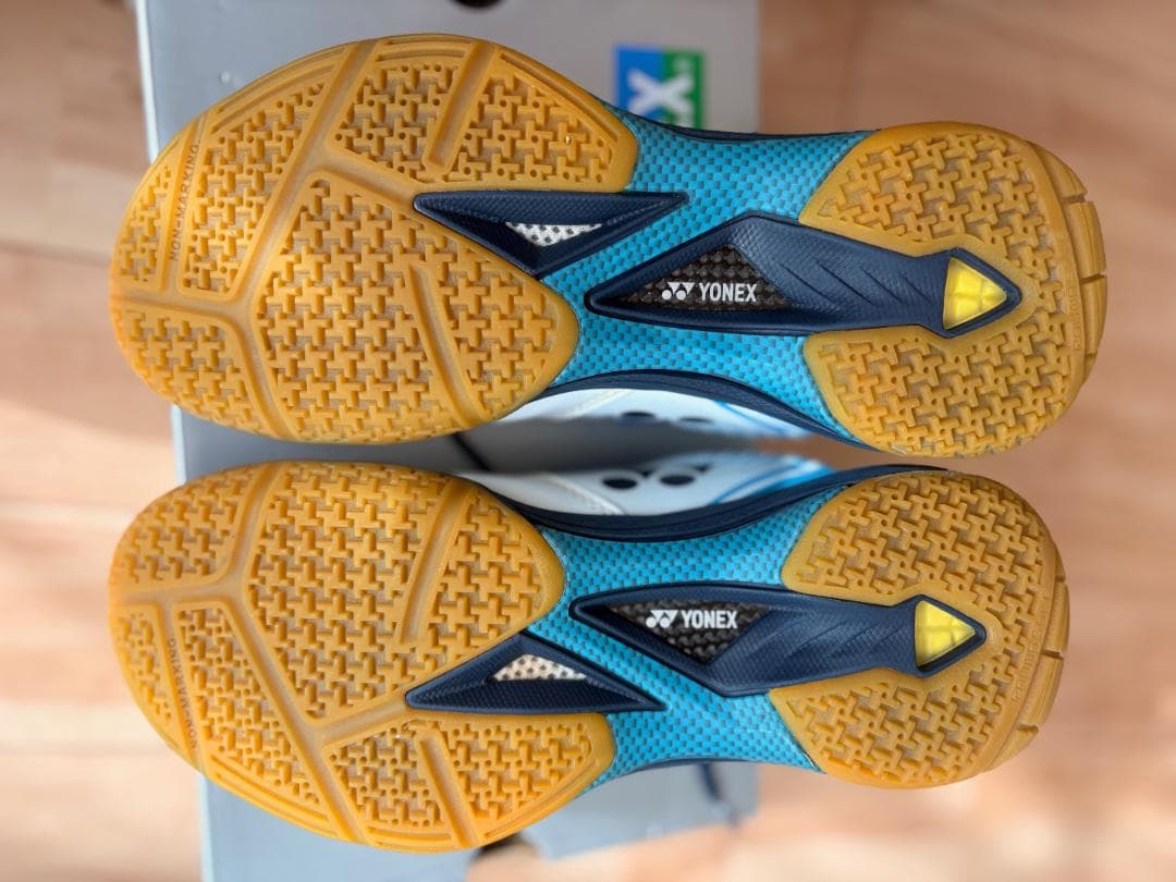 ヨネックス パワークッション 65Z3 SHB65Z3 24.5 YONEX